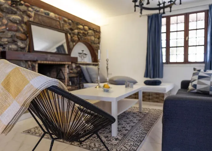 Σπίτι διακοπών Beach House By The Sea *